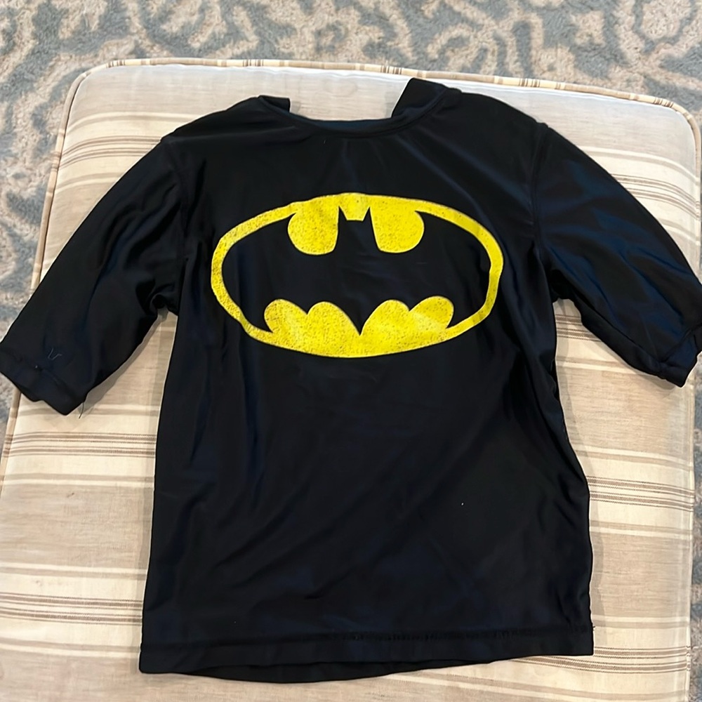 Batman size X small rash guard